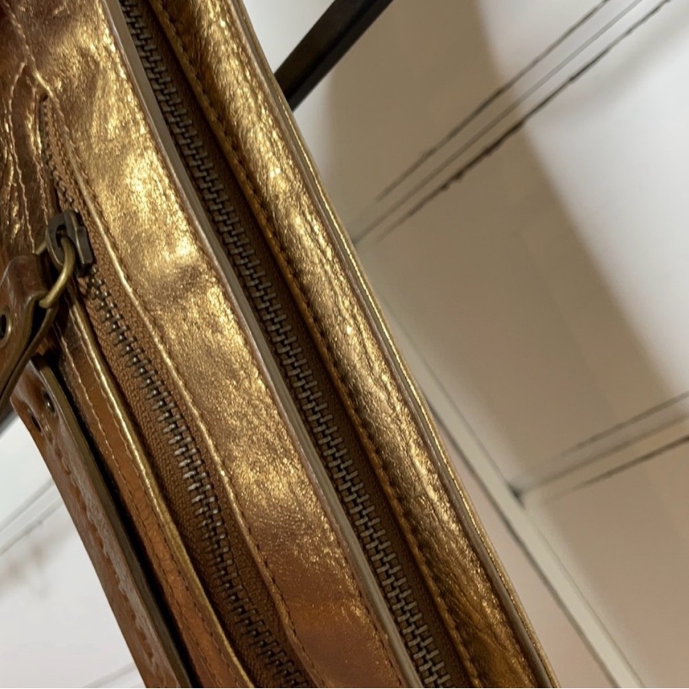 Burberry Metallic Gold Shoulder Bag with Brass Hardware - Picture 8 of 11